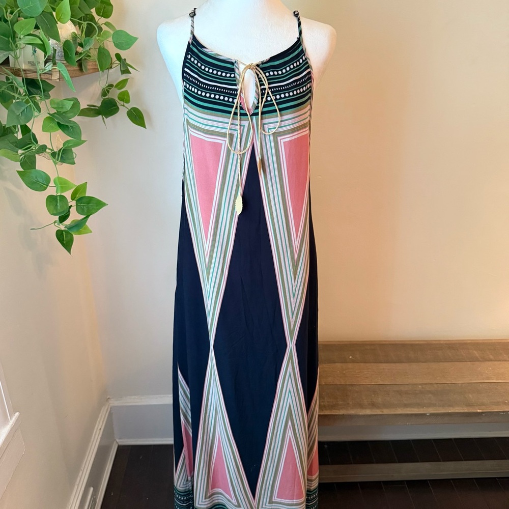 Highness Dress - Picture 2 of 6